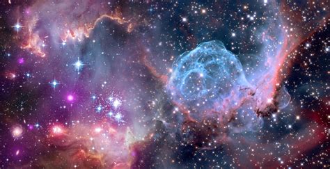 Are Hubble photos public domain?