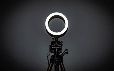 Are Ring lights safe for your eyes?