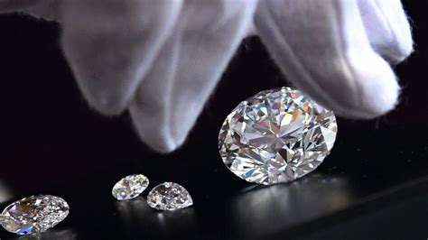 Are Russian diamonds banned from G7?