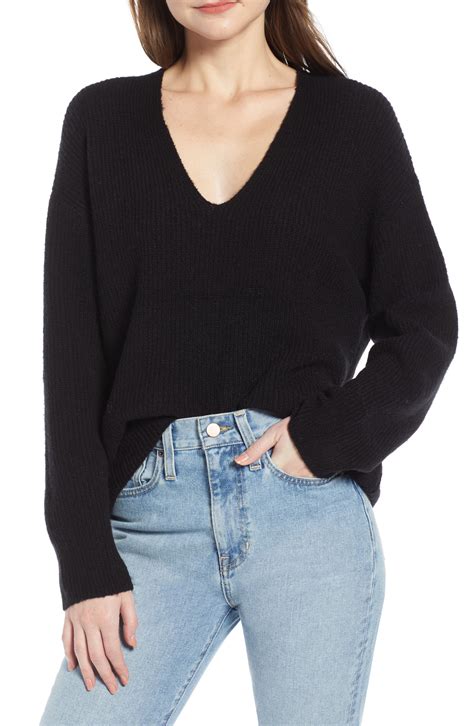 Are V neck sweaters out of style?