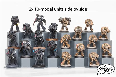 Are Warhammer miniatures 32mm?