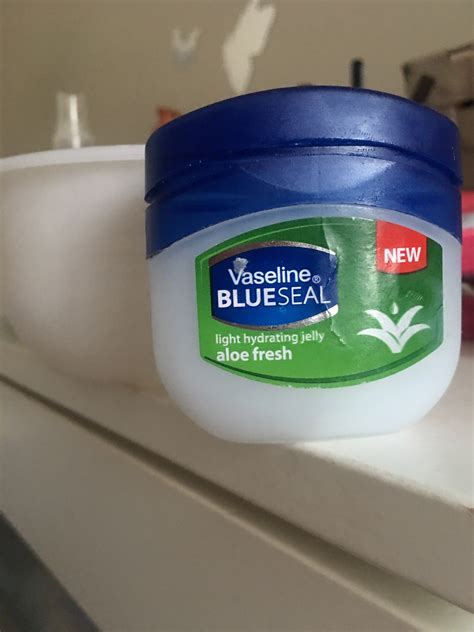 Are aloe vera and Vaseline the same?