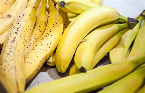 Are bananas expensive in Canada?