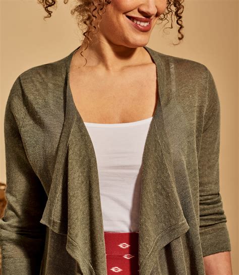 Are cardigans OK for summer?