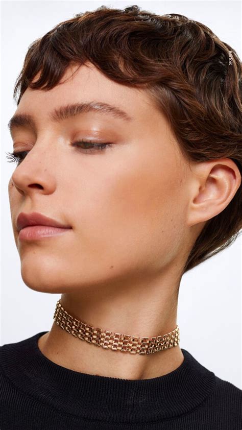 Are chokers in 2023?