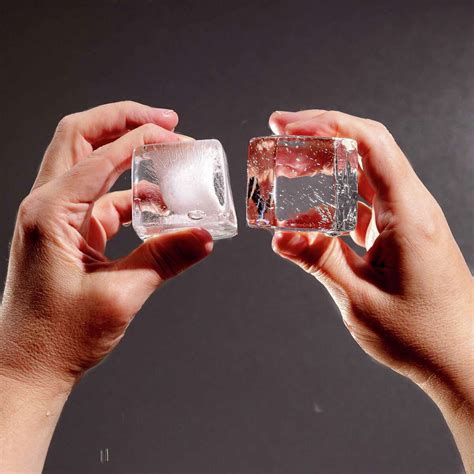 Are clear ice cubes better?