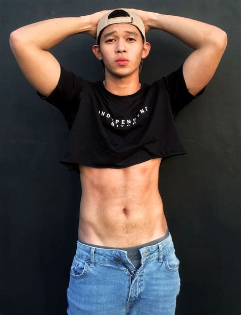 Are crop tops made for boys?