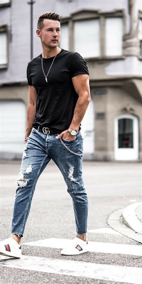 Are dark jeans out of style?