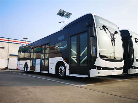 Are electric buses better?