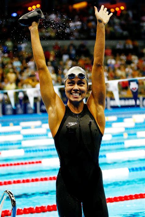 Are female swimmers muscular?