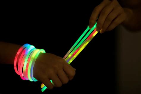 Are glow sticks recyclable?