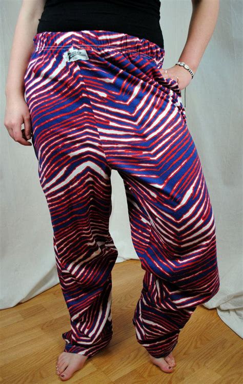 Are harem pants 90s style?