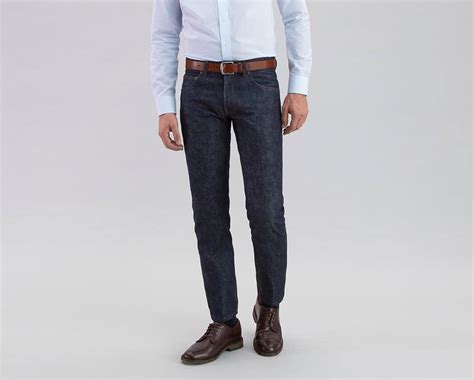 Are jeans OK for smart casual?