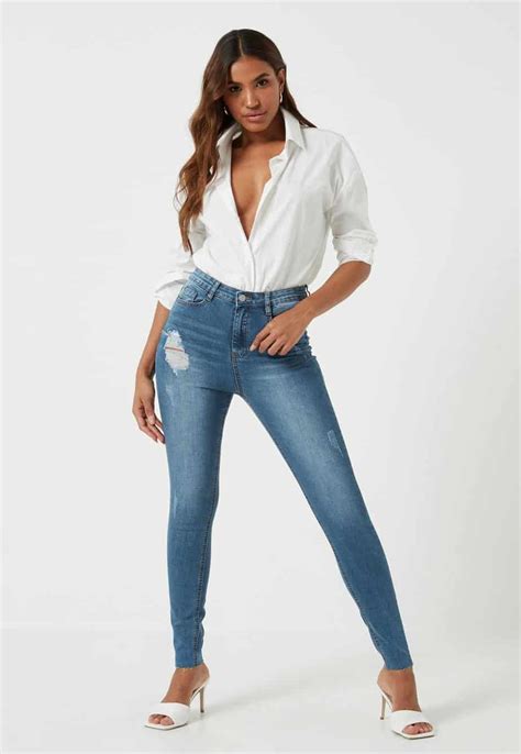 Are jeans in style 2023?