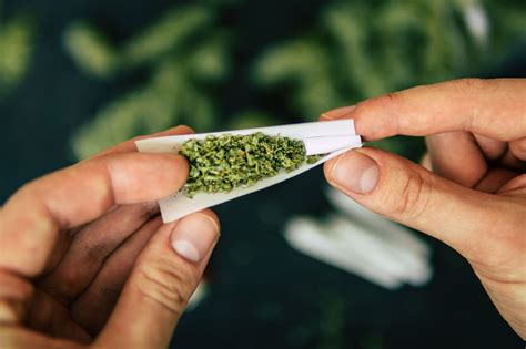 Are joints healthier than spliffs?