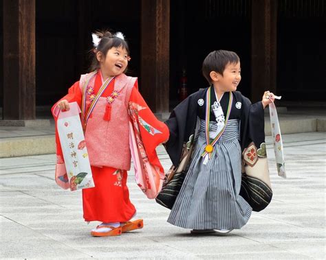 Are kids in Japan happy?