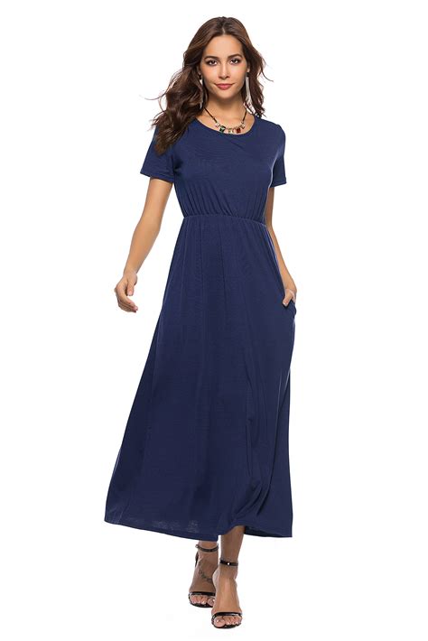 Are maxi dresses business casual?
