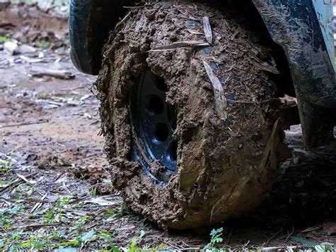 Are mud tires bad for daily driving?