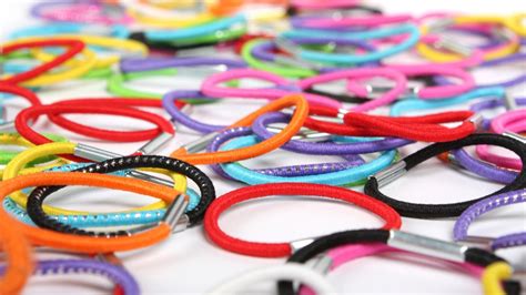 Are normal hair ties bad?