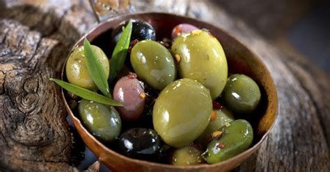 Are olives high in sodium?