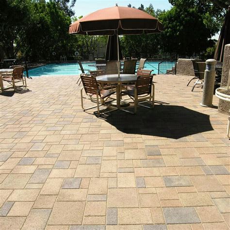 Are patio pavers slippery when wet?