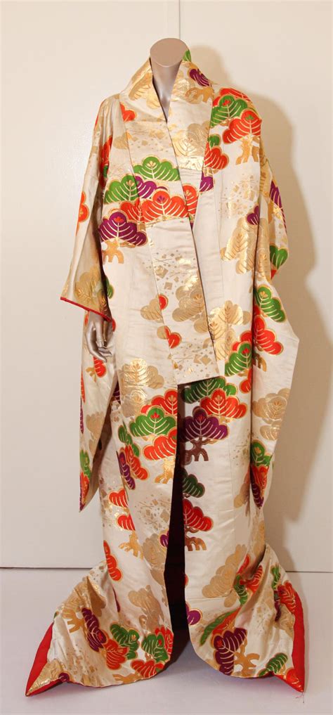 Are real kimonos expensive?