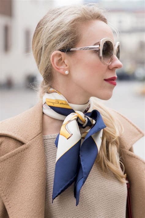 Are scarves in style 2024?