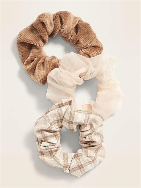 Are scrunchies old fashioned?