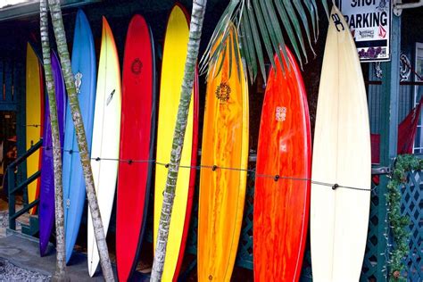 Are surfboards free on Delta?