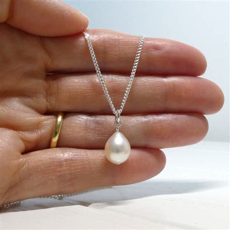 Are teardrop pearls real?