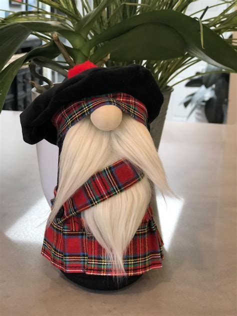 Are there Scottish gnomes?