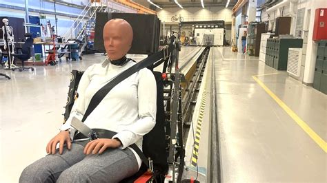 Are there female crash test dummies?