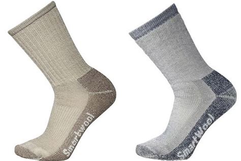 Are thick or thin socks better for hiking?