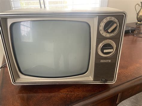 Are tube TVs analog?