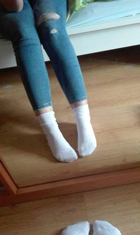 Are white socks hot?