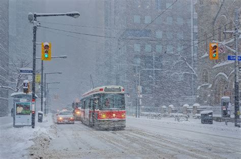 Are winters cold in Toronto?