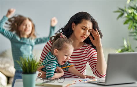 Are working moms more stressed?