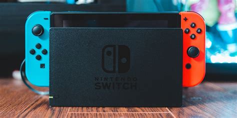 Can 4 people play on the same Switch?