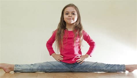 Can 5 year old do splits?