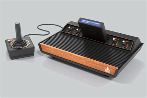 Can Atari 7800 play 2600?