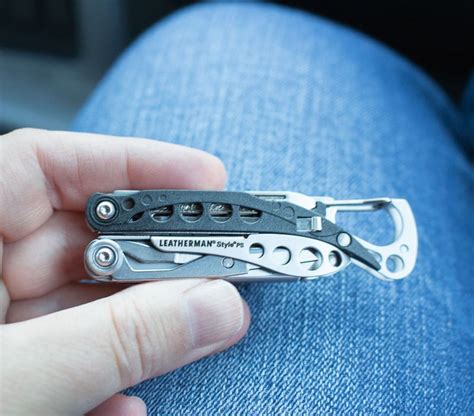 Can I carry a Leatherman in Italy?