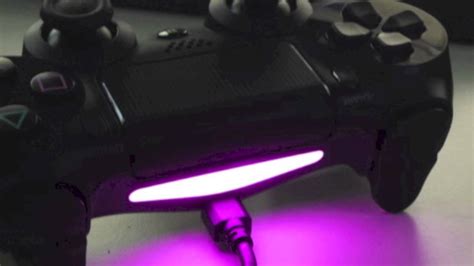 Can I change PS4 controller light color?