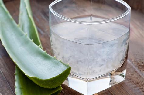 Can I drink raw aloe?