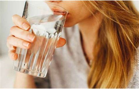 Can I drink water immediately after eating?