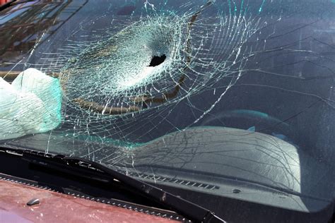 Can I drive around with a cracked windshield?