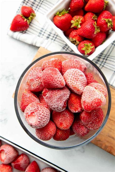 Can I eat 2 cups of strawberries a day?