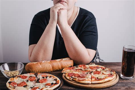 Can I eat pizza and still lose fat?