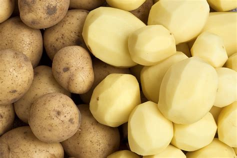 Can I eat potato raw?