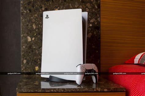 Can I leave my PS5 upright?