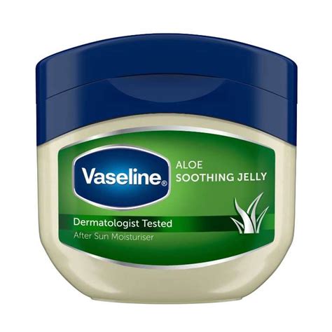 Can I put Vaseline Aloe soothing jelly on my lips?